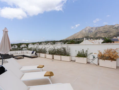 NARA MARBELLA: Exclusive development of 8 luxury villas in Valdeolletas, Marbella, with private pool and sea views