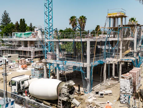 Impressive contemporary villas in Cortijo Blanco, next to Puerto Banús · Under construction!