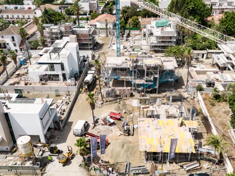 Impressive contemporary villas in Cortijo Blanco, next to Puerto Banús · Under construction!