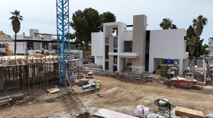 Impressive contemporary villas in Cortijo Blanco, next to Puerto Banús · Under construction!