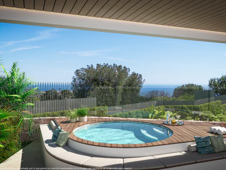 INCREDIBLE ELEVATED GROUND FLOOR APARTEMENT WITH SEA VIEWS