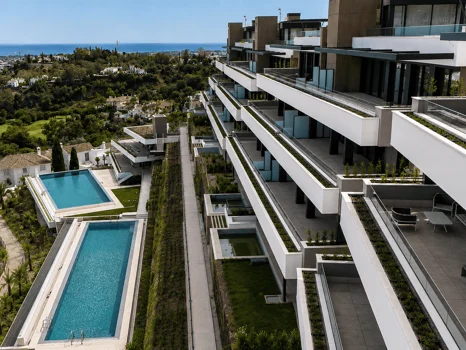 Fantastic complex of 3 and 4 bedroom apartments with panoramic sea views over the Golf Valley