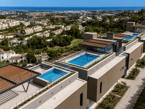 Fantastic complex of 3 and 4 bedroom apartments with panoramic sea views over the Golf Valley
