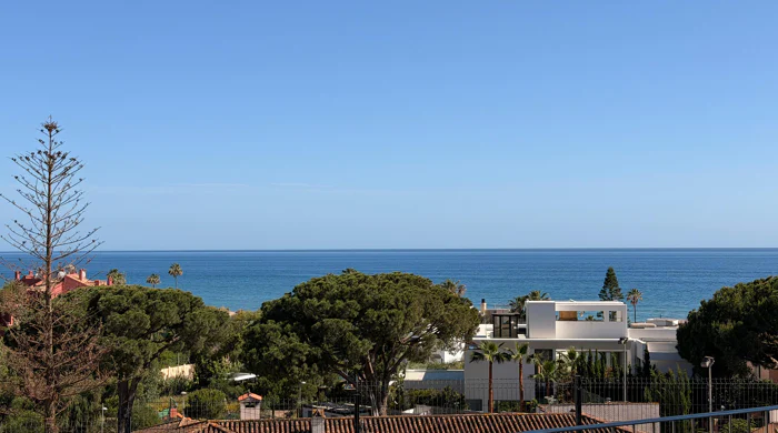 New build townhouses in Elviria Beach, Marbella