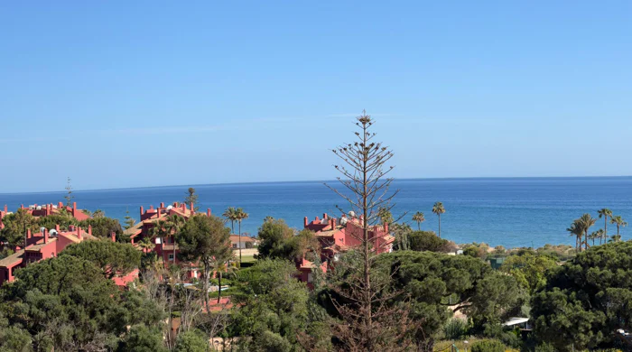 New build townhouses in Elviria Beach, Marbella