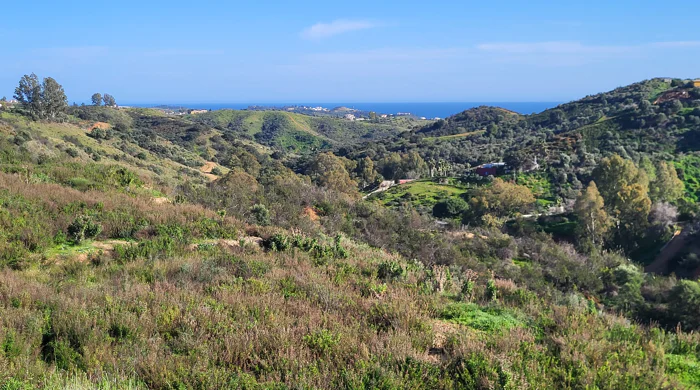 AVAILABLE FOR SALE - La Reserva de la Cala Golf: New build contemporary villas & plots with sea views for sale in Mijas Costa