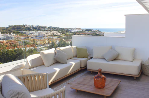 Unrivalled views in a vibrant setting