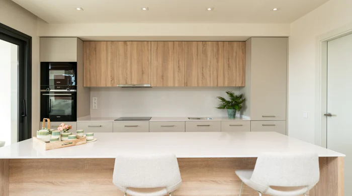 Altura 160, comfort and quality of life in modern apartments is Benahavis. Key Ready.