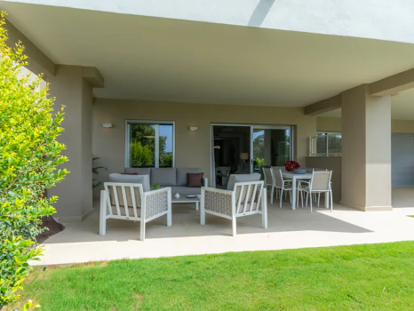 Sunny Golf, modern frontline golf apartments and penthouses in Estepona.