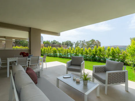 Sunny Golf, modern frontline golf apartments and penthouses in Estepona.