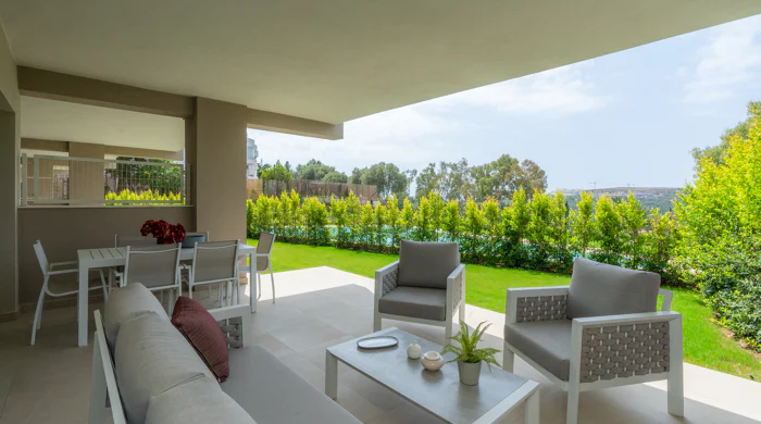 Sunny Golf, modern frontline golf apartments and penthouses in Estepona.