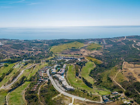 Sunny Golf, modern frontline golf apartments and penthouses in Estepona.
