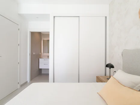 Eden Beach, apartments with sea views near the beach in Torrevieja