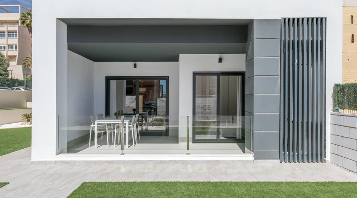 Eden Beach, apartments with sea views near the beach in Torrevieja