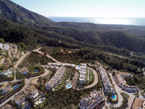 Almazara Views, contemporary townhouses fully integrated in nature.