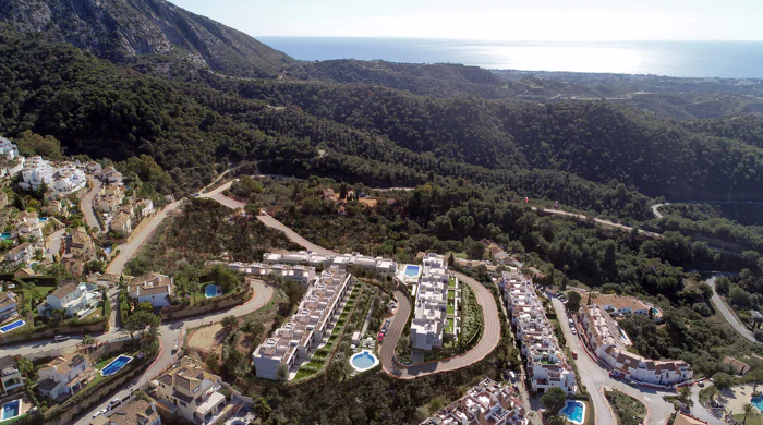 Almazara Views, contemporary townhouses fully integrated in nature.