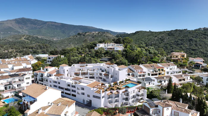 Fuente Lirios, apartments and penthouses in the center of Benahavís