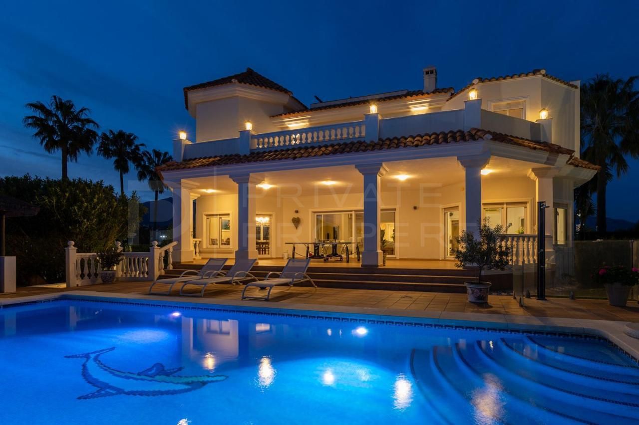 LA ALQUERIA D12 - FIVE BEDROOM FAMILY VILLA