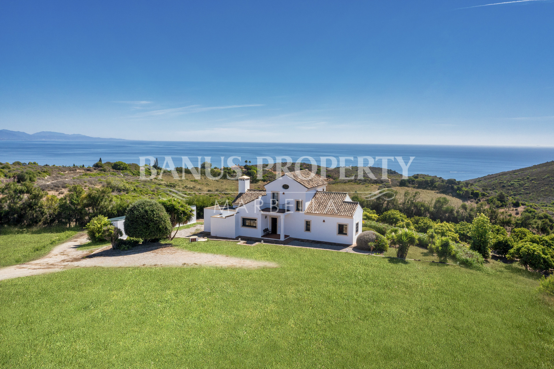 Spectacular country home in Manilva with panoramic sea views ideal for horse riding lovers