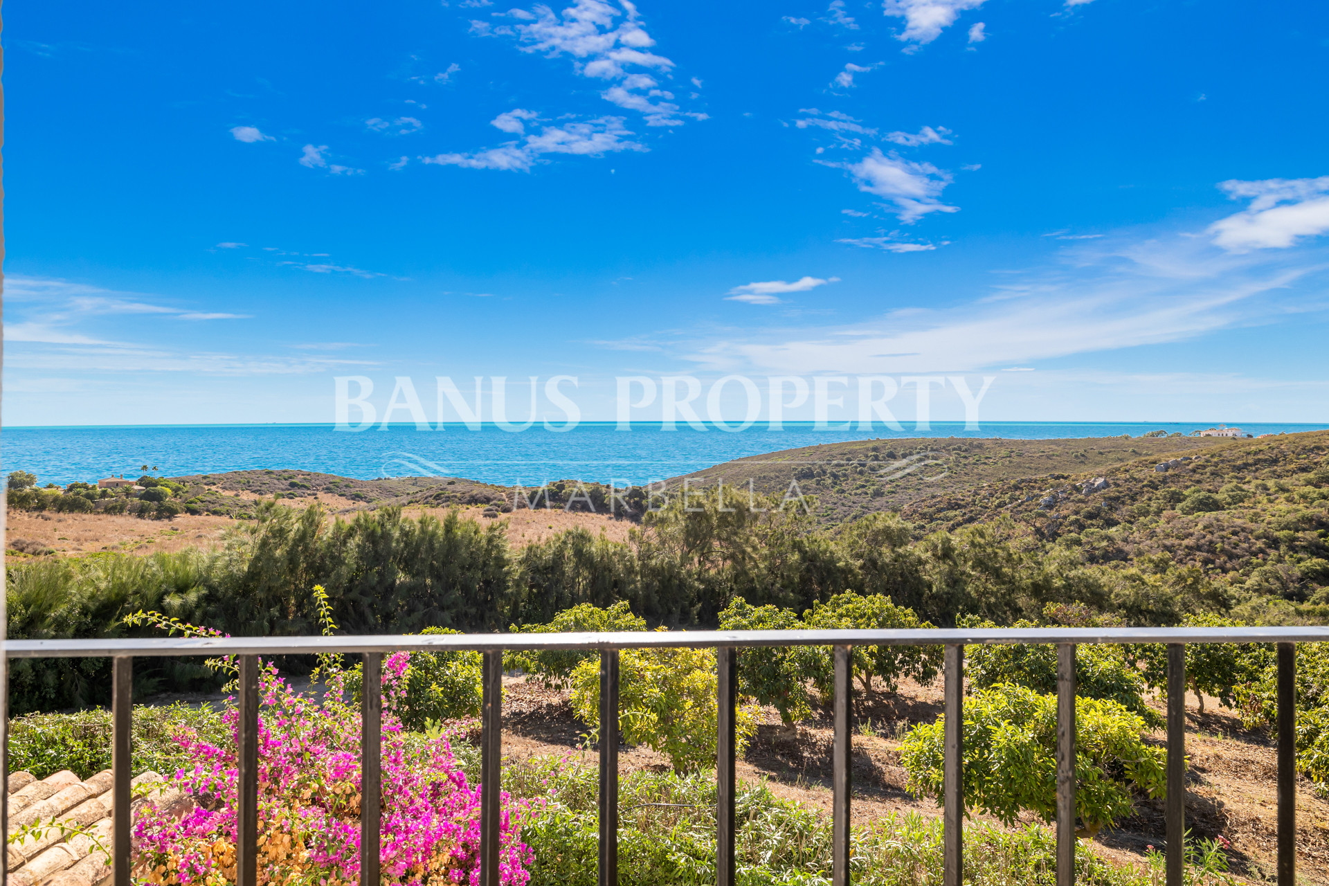 Spectacular country home in Manilva with panoramic sea views ideal for horse riding lovers