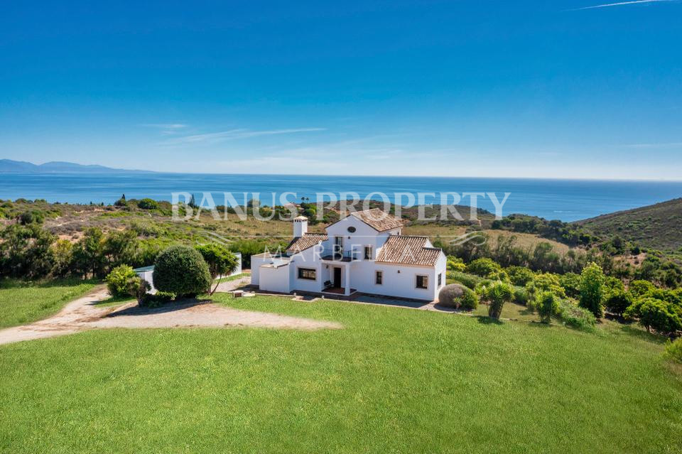 Spectacular country home in Manilva with panoramic sea views ideal for horse riding lovers
