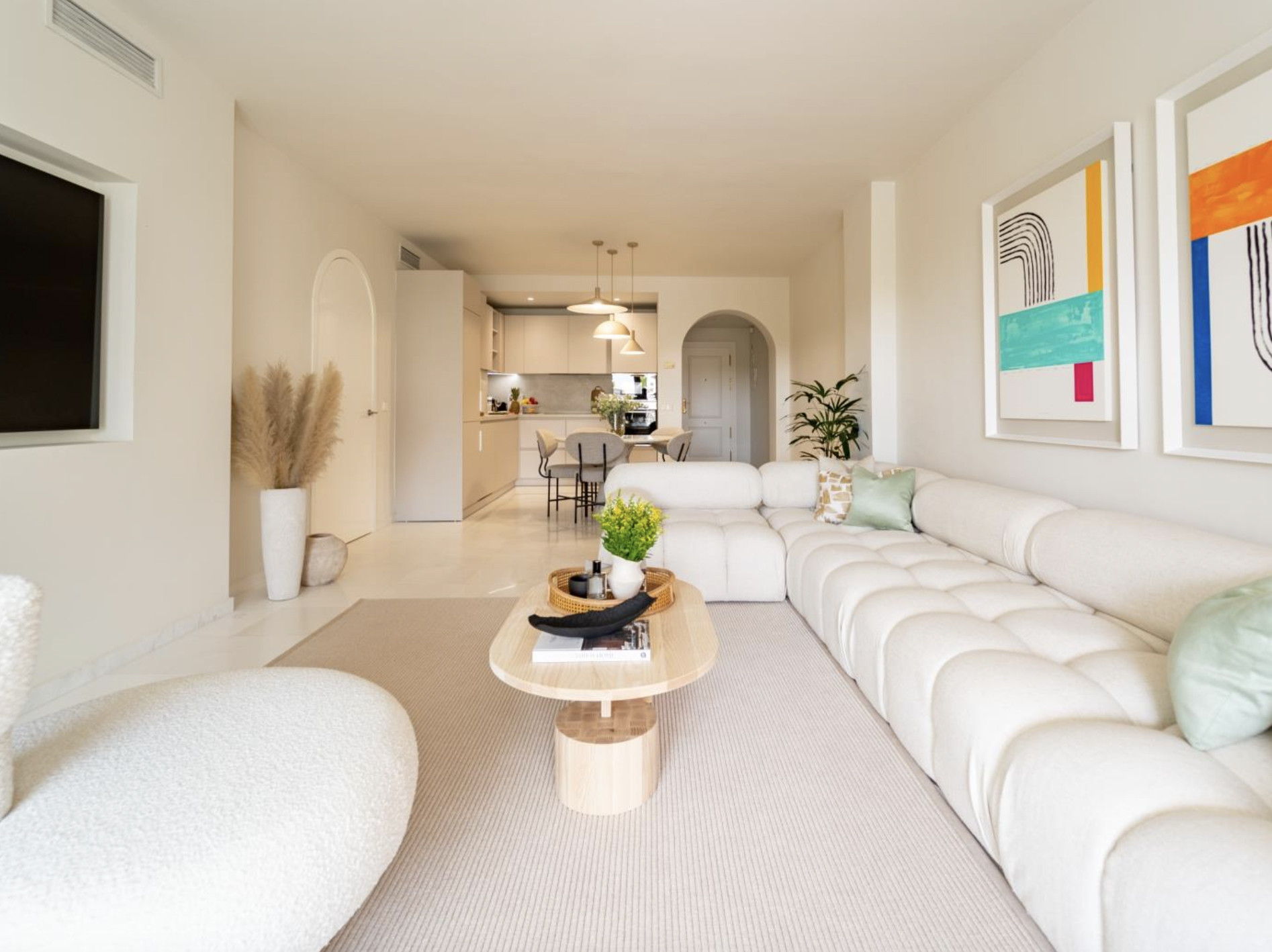 Modern apartment for sale in Puerto Banús – Las Gaviotas Complex