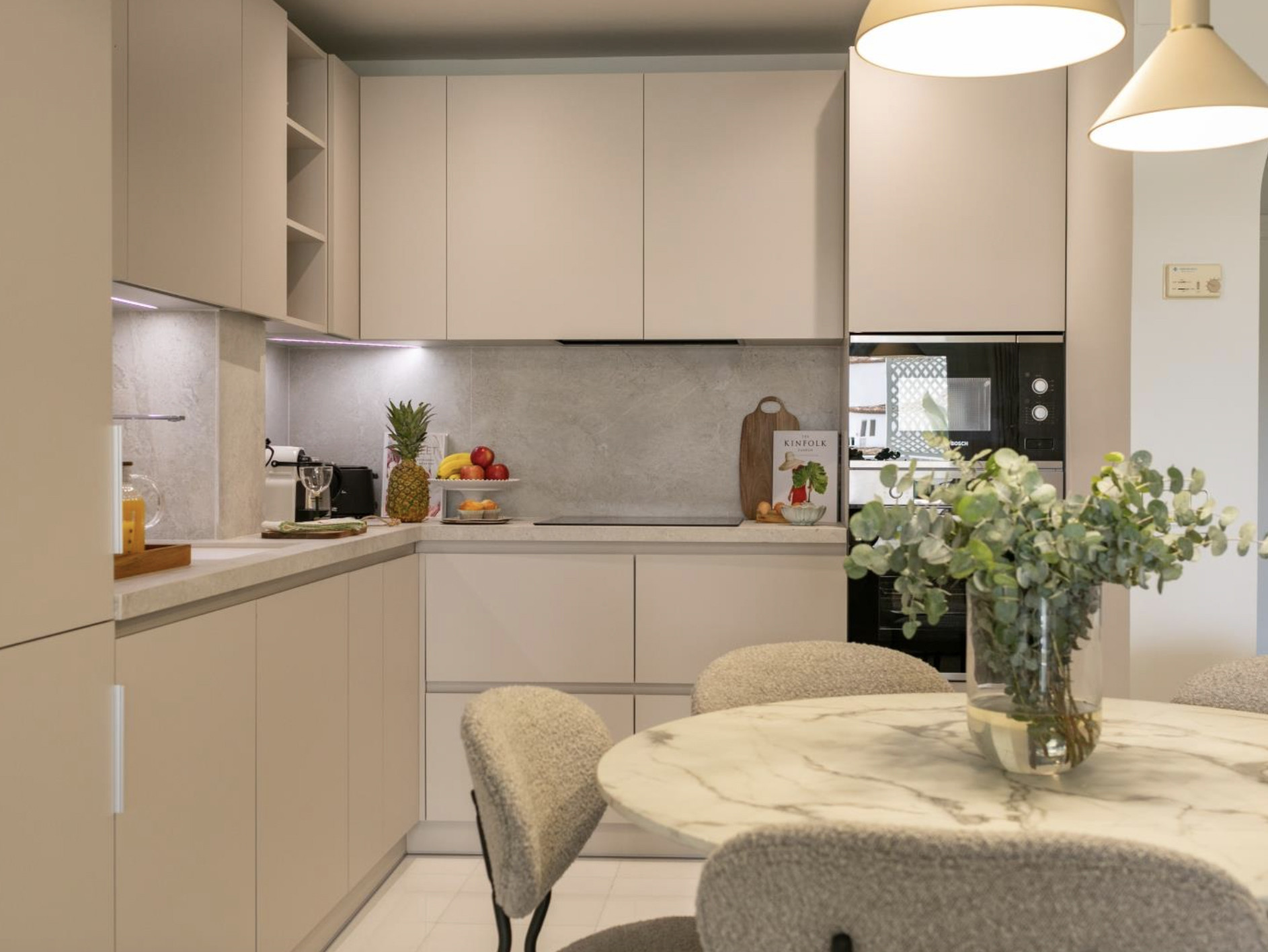 Modern apartment for sale in Puerto Banús – Las Gaviotas Complex