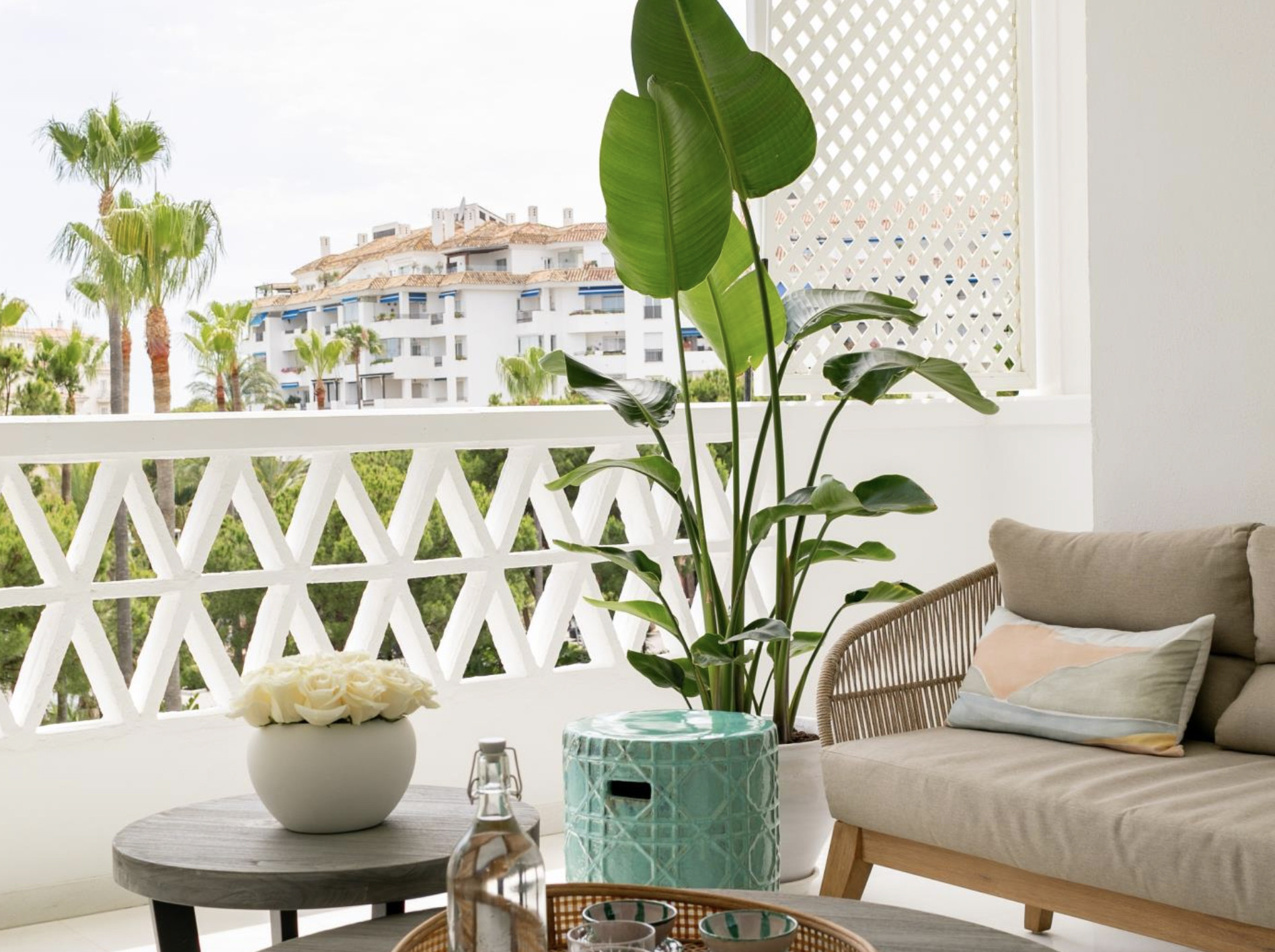 Modern apartment for sale in Puerto Banús – Las Gaviotas Complex