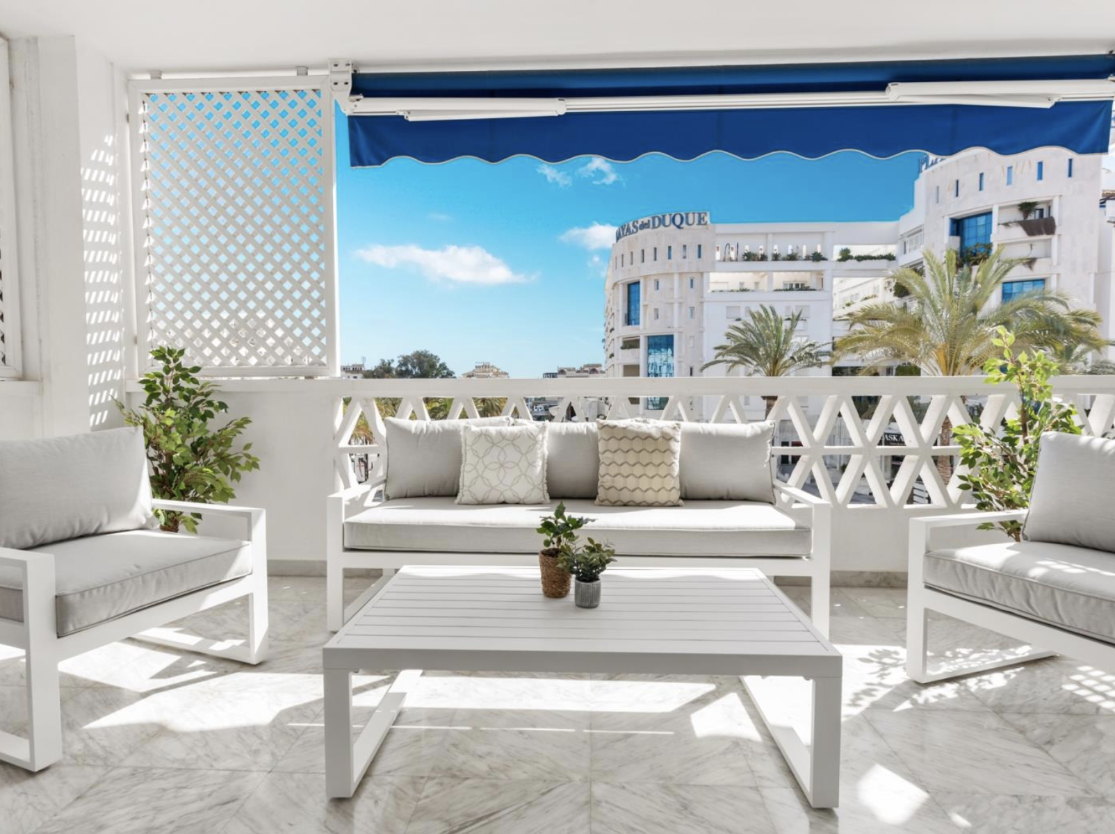 2-Bedroom Apartment in Las Gaviotas, Puerto Banús
