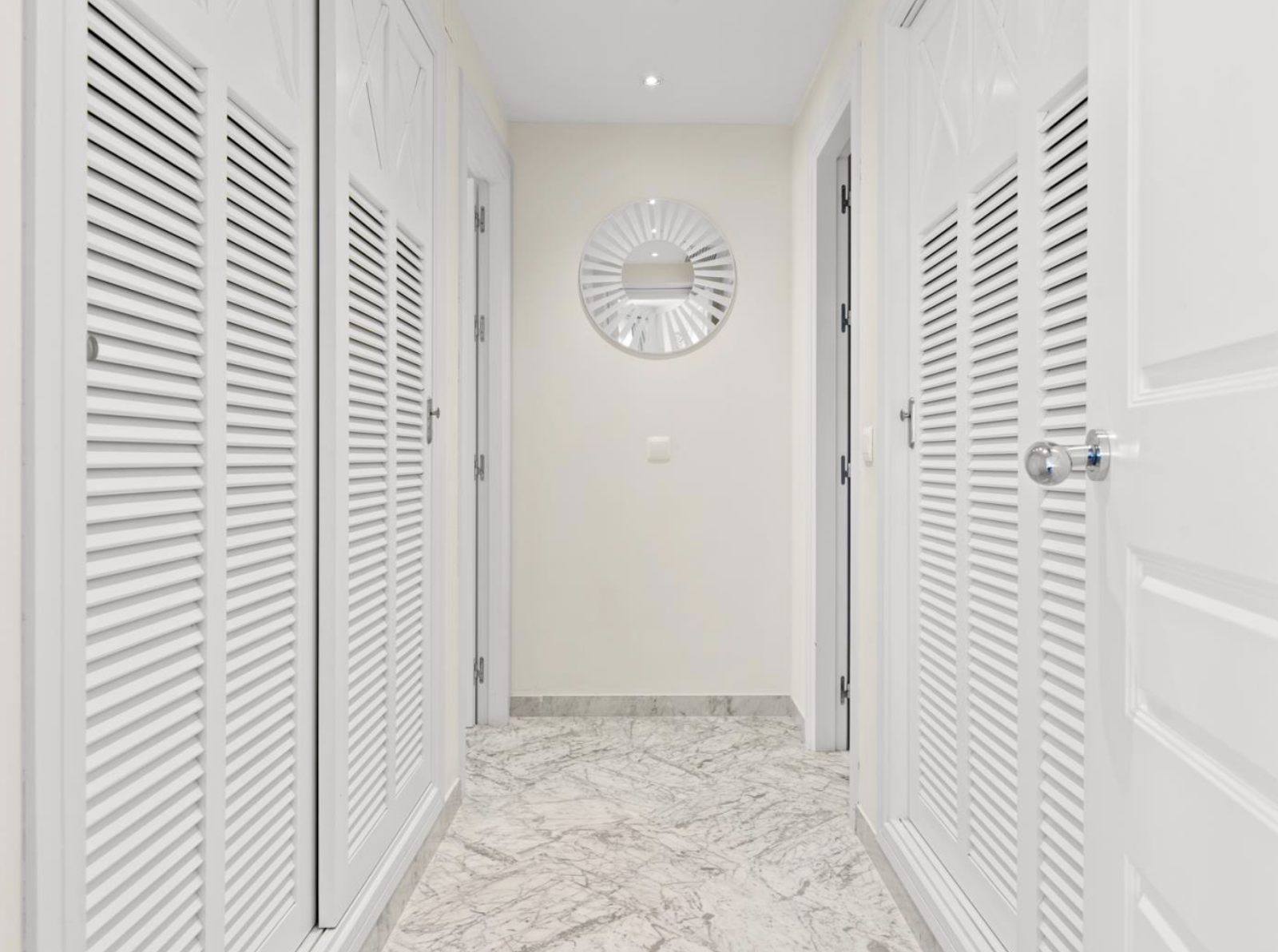 2-Bedroom Apartment in Las Gaviotas, Puerto Banús