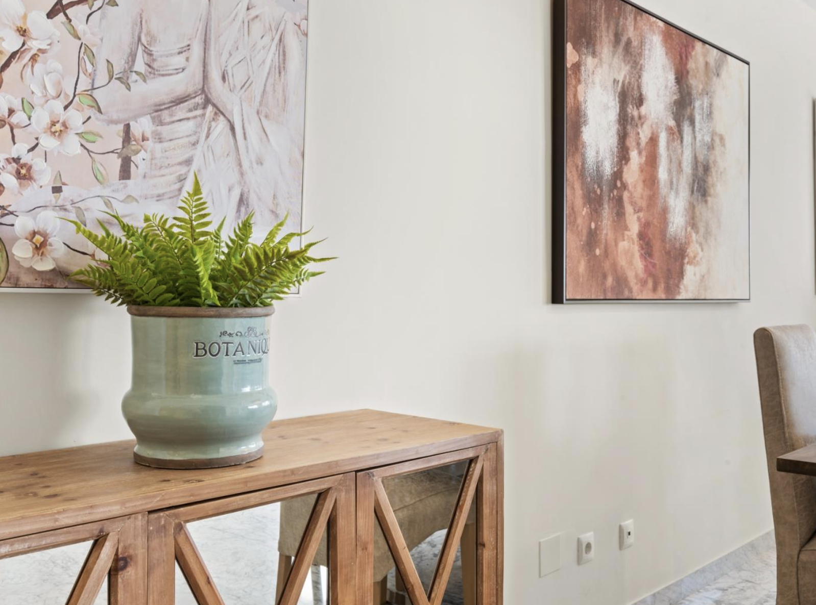 2-Bedroom Apartment in Las Gaviotas, Puerto Banús