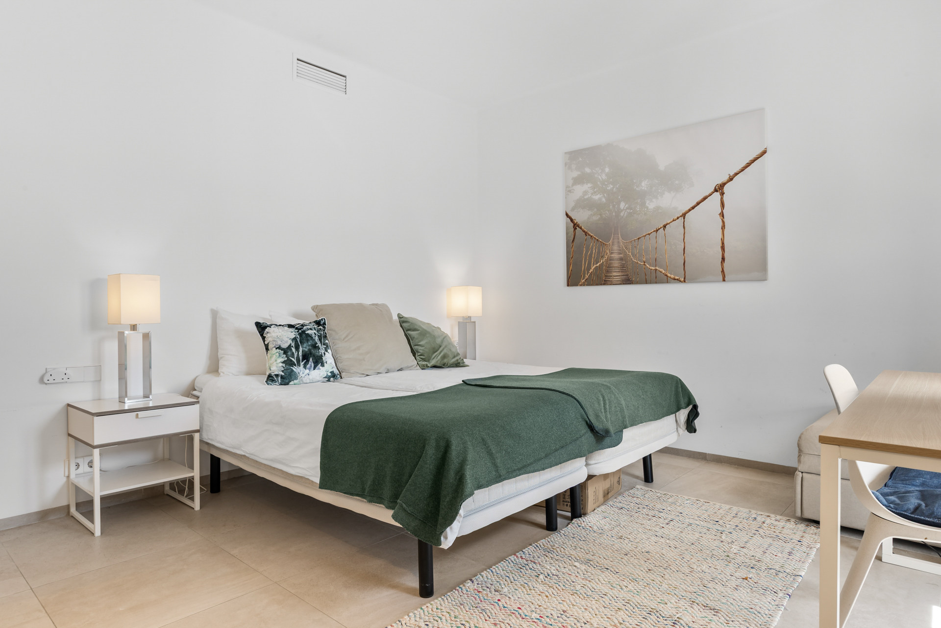 Exclusivo apartamento en Playas del Duque - Puerto Banús | 3 Dormitorios + 2 Baños