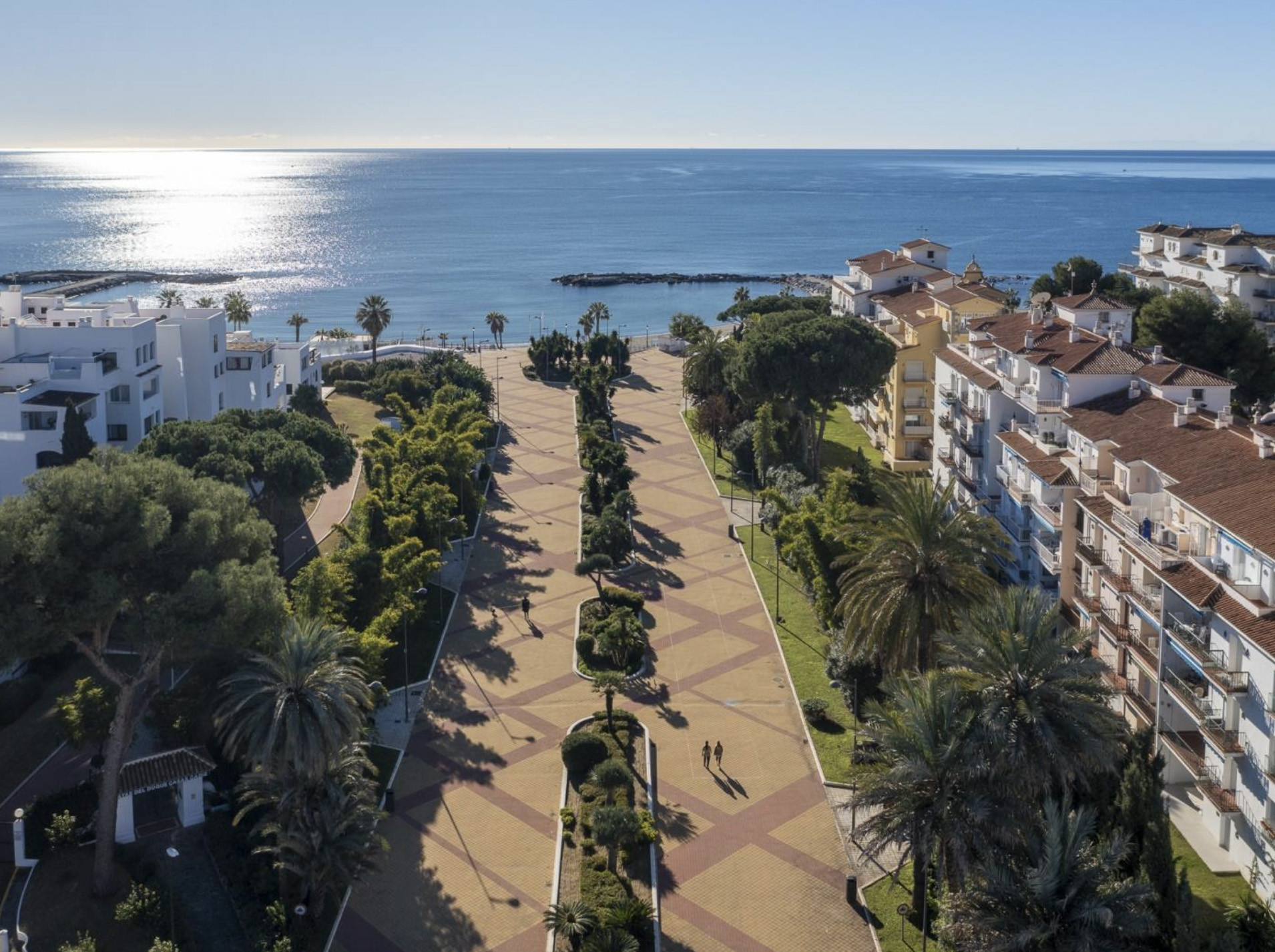 Exclusivo apartamento en Playas del Duque - Puerto Banús | 3 Dormitorios + 2 Baños