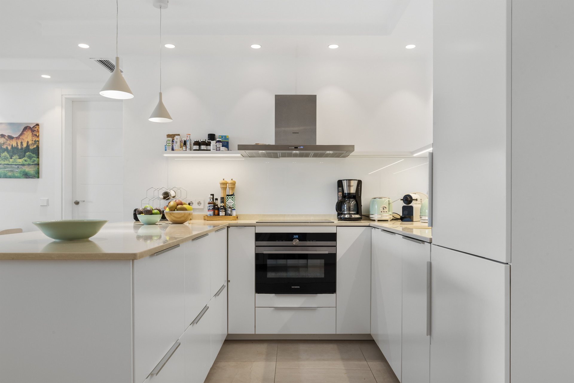Exclusivo apartamento en Playas del Duque - Puerto Banús | 3 Dormitorios + 2 Baños