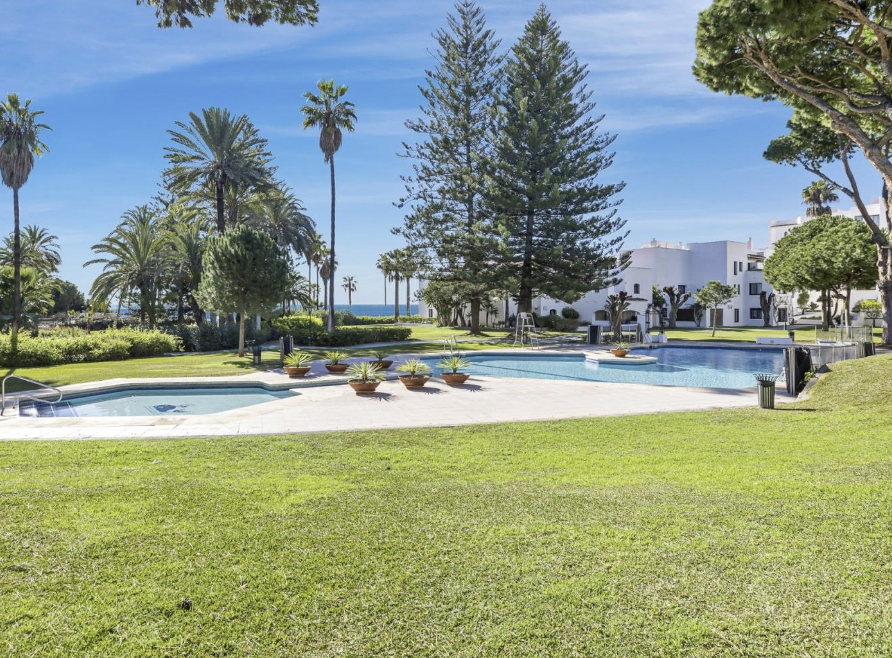 Exclusivo apartamento en Playas del Duque - Puerto Banús | 3 Dormitorios + 2 Baños