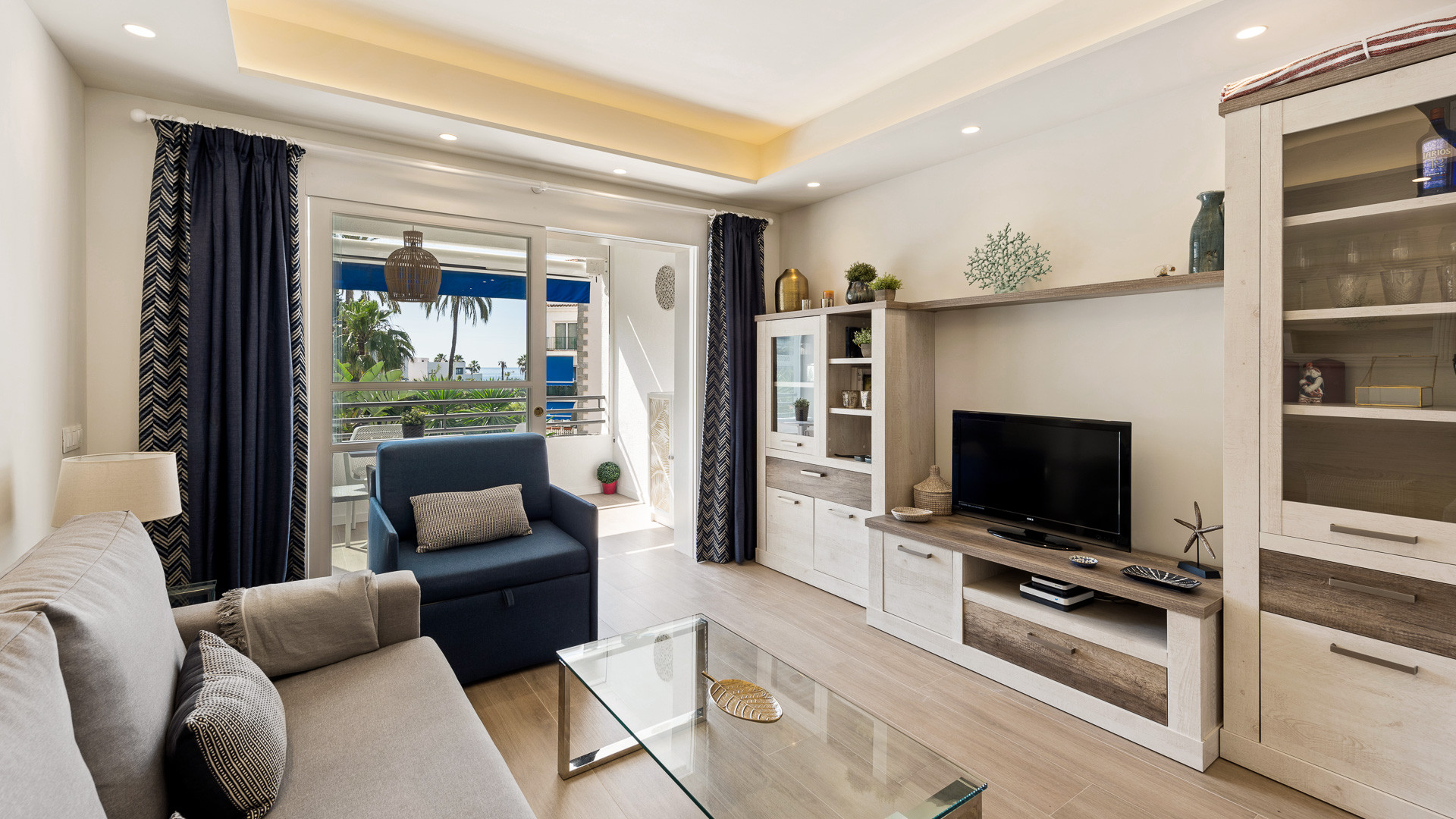 Charming renovated studio in Medina Garden, Puerto Banús with tourist licence