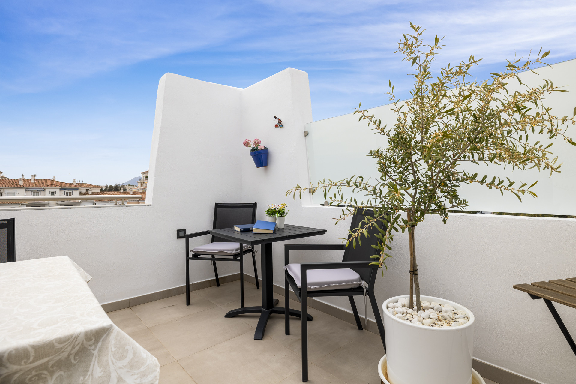 Two-Bedroom Penthouse with Sea Views in Playas del Duque, Puerto Banús