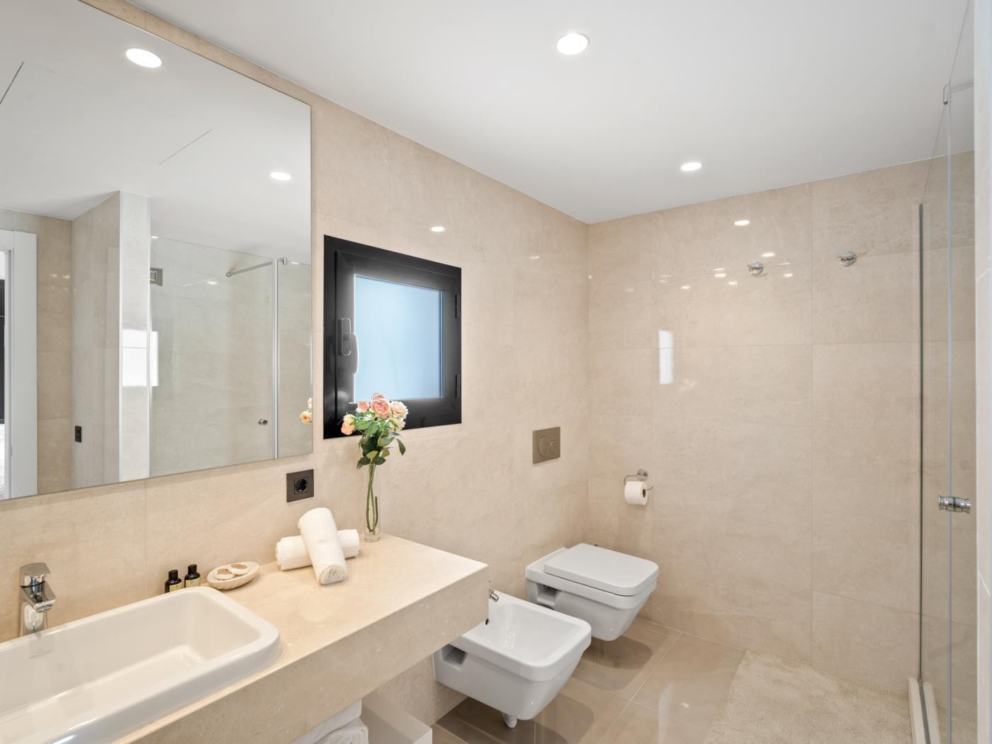 Two-Bedroom Penthouse with Sea Views in Playas del Duque, Puerto Banús