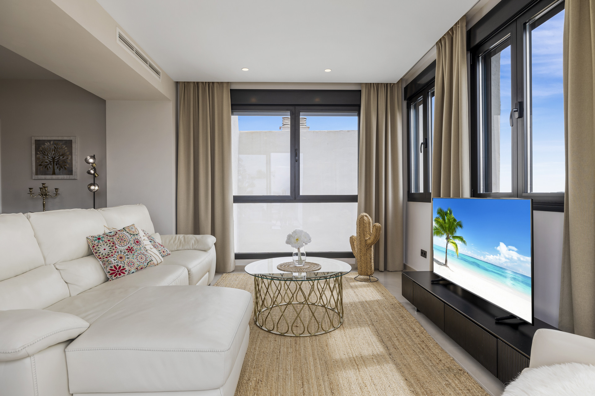 Two-Bedroom Penthouse with Sea Views in Playas del Duque, Puerto Banús