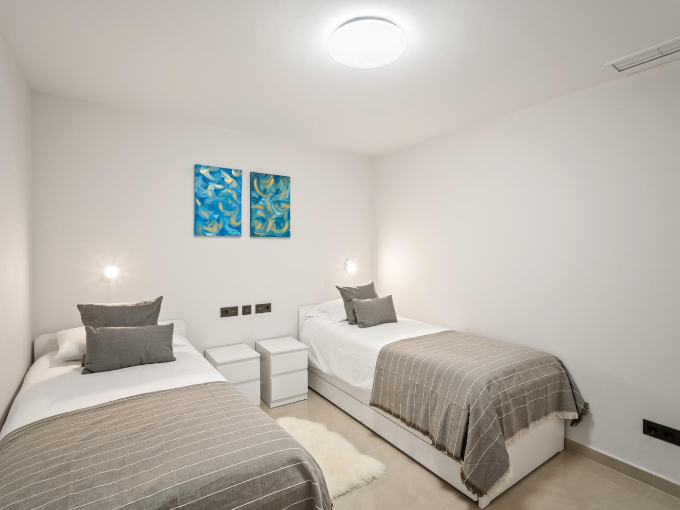 Two-Bedroom Penthouse with Sea Views in Playas del Duque, Puerto Banús