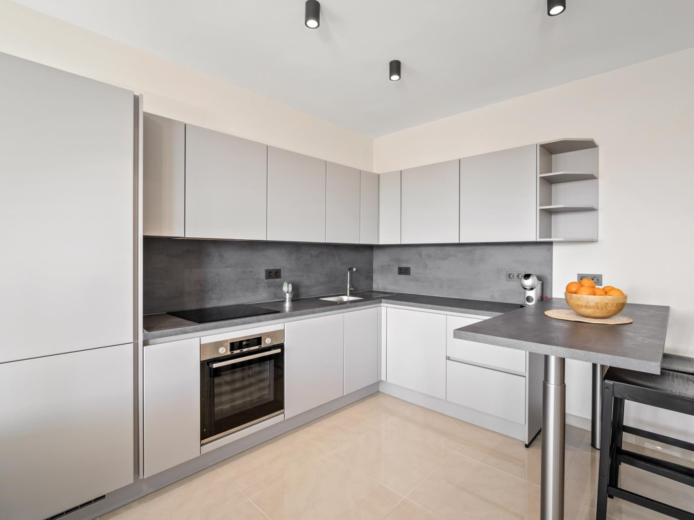 Two-Bedroom Penthouse with Sea Views in Playas del Duque, Puerto Banús