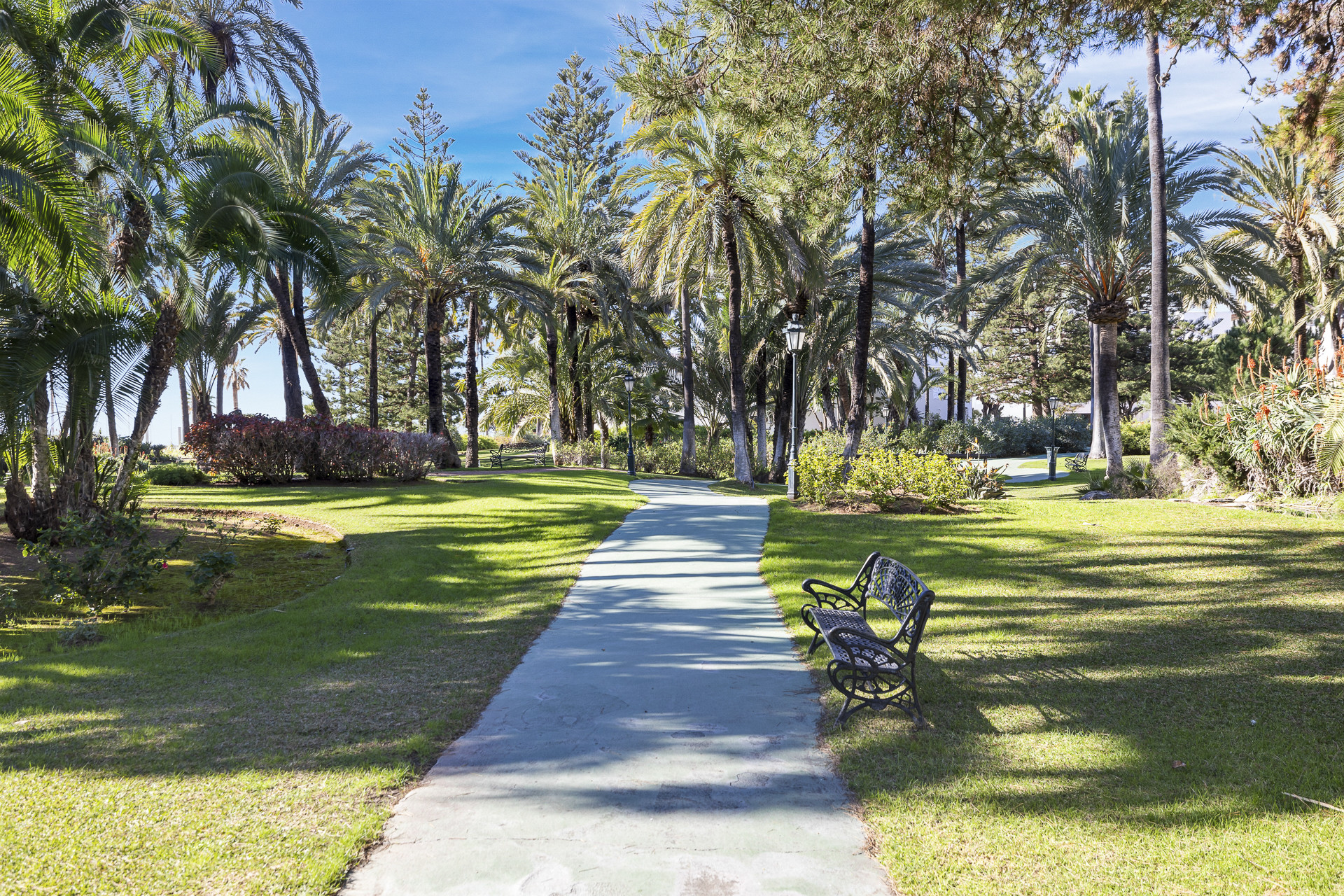 Two-Bedroom Penthouse with Sea Views in Playas del Duque, Puerto Banús