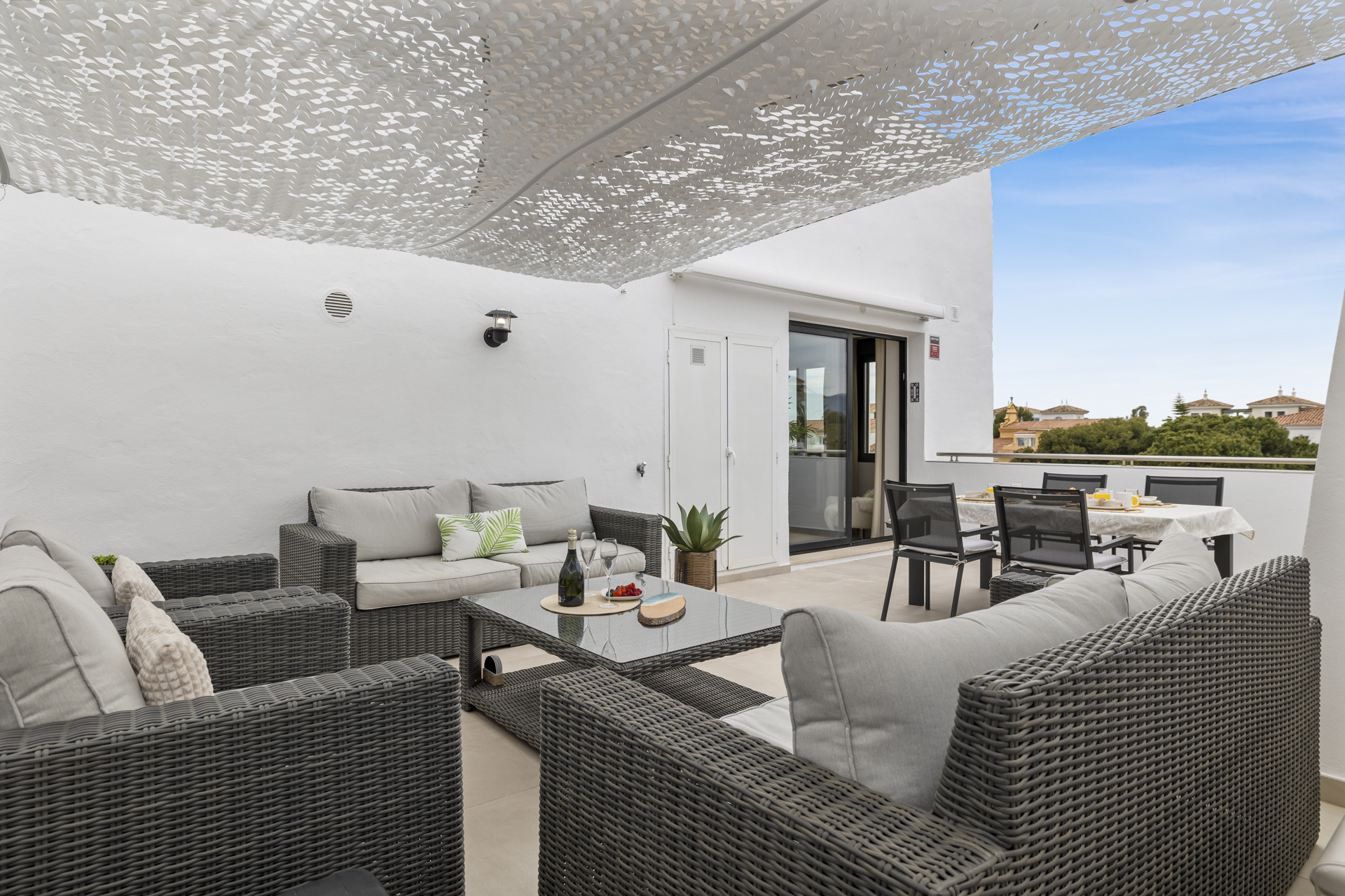 Two-Bedroom Penthouse with Sea Views in Playas del Duque, Puerto Banús