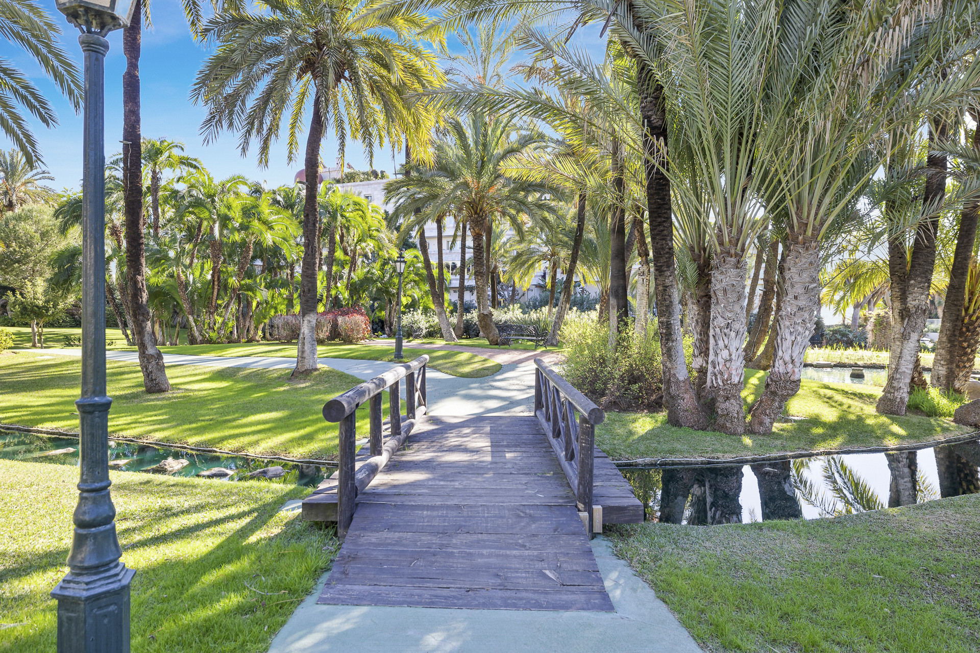 Two-Bedroom Penthouse with Sea Views in Playas del Duque, Puerto Banús