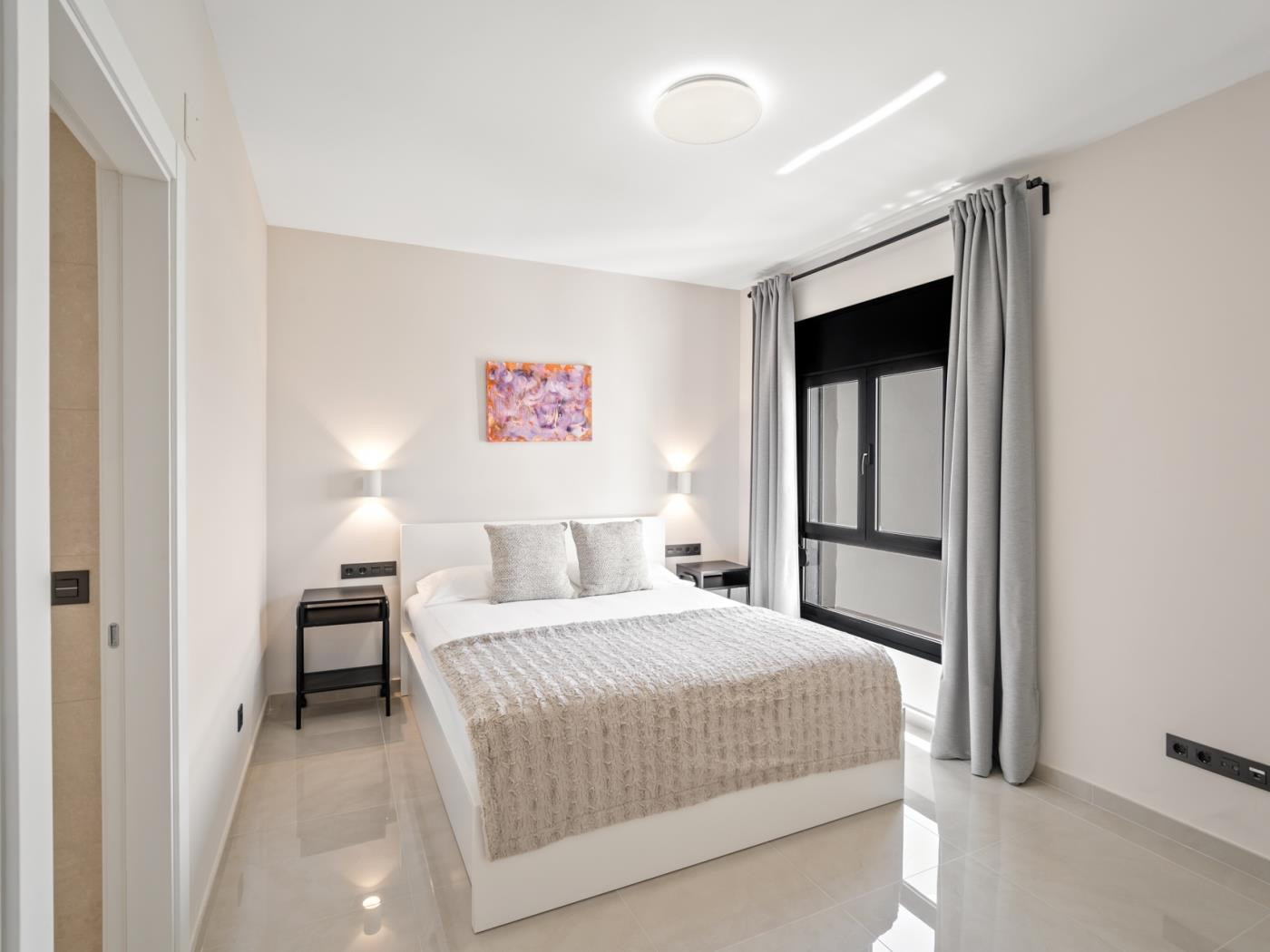 Two-Bedroom Penthouse with Sea Views in Playas del Duque, Puerto Banús