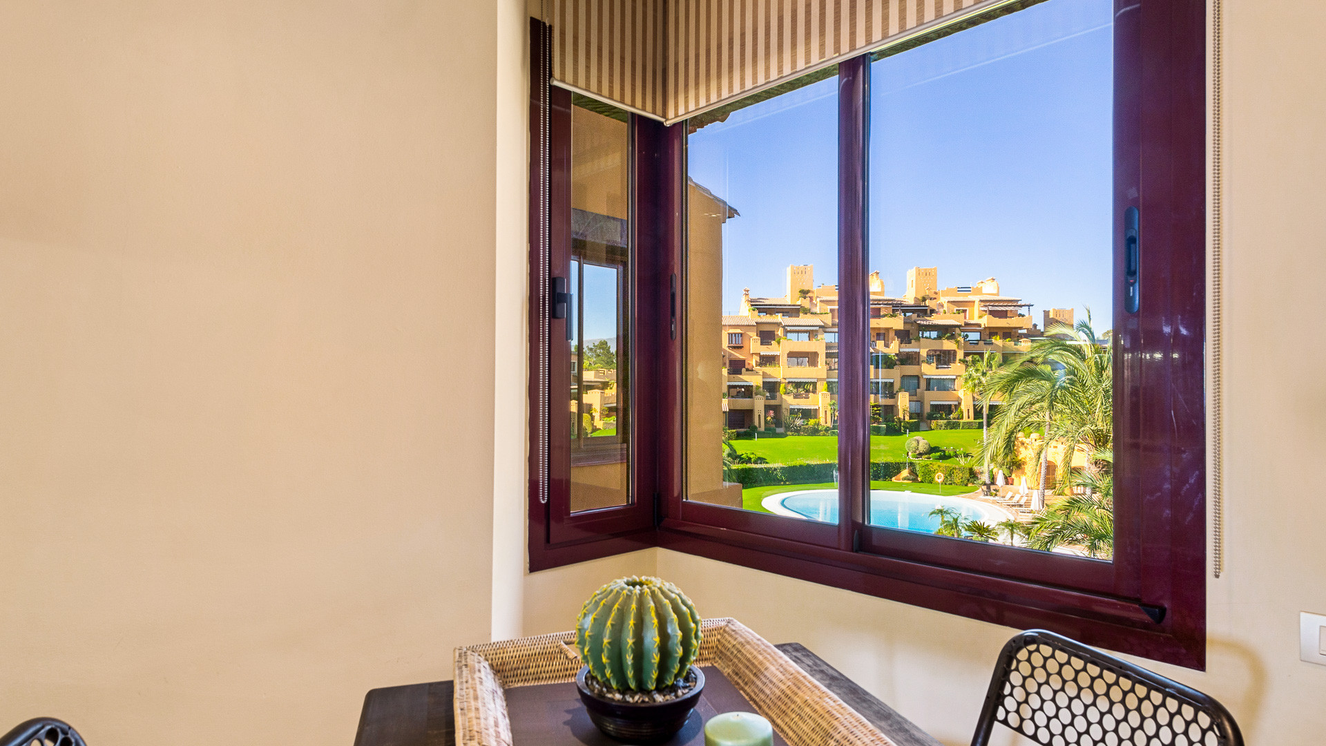 Amazing frontline beach apartment for sale in Los Granados del Mar Estepona