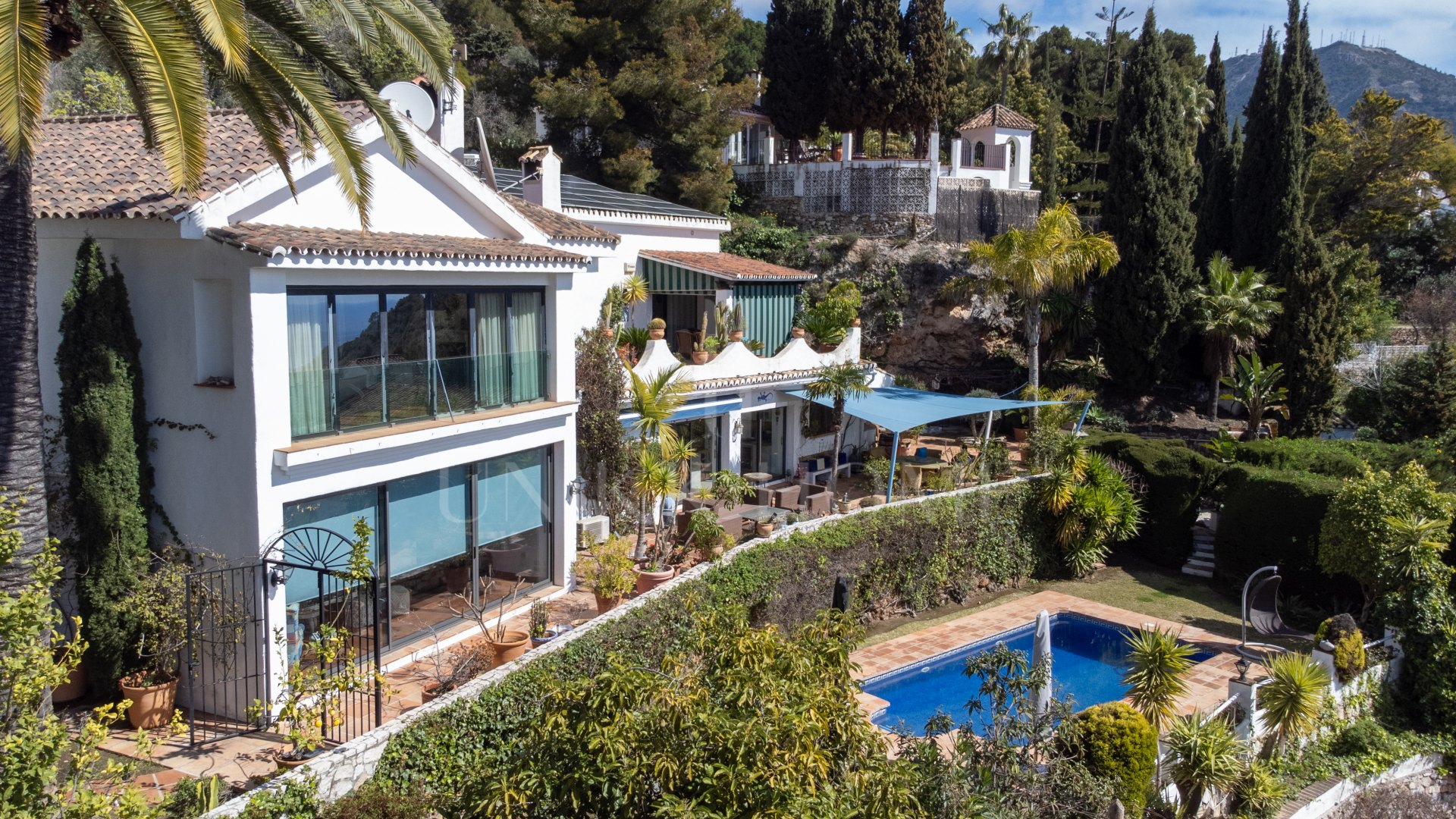 Elegant 4-Bedroom Luxury Villa Walking Distance to Mijas Pueblo