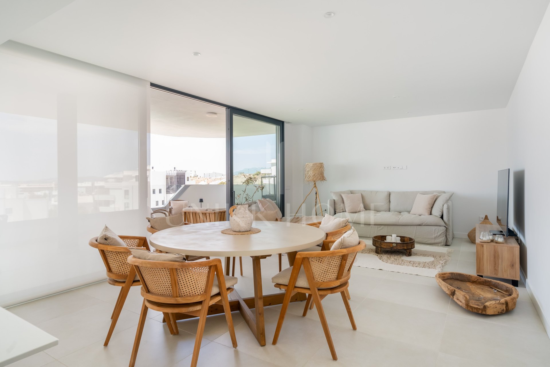 Modern 3-Bedroom Apartment with Sea Views – Higuerón West, Fuengirola
