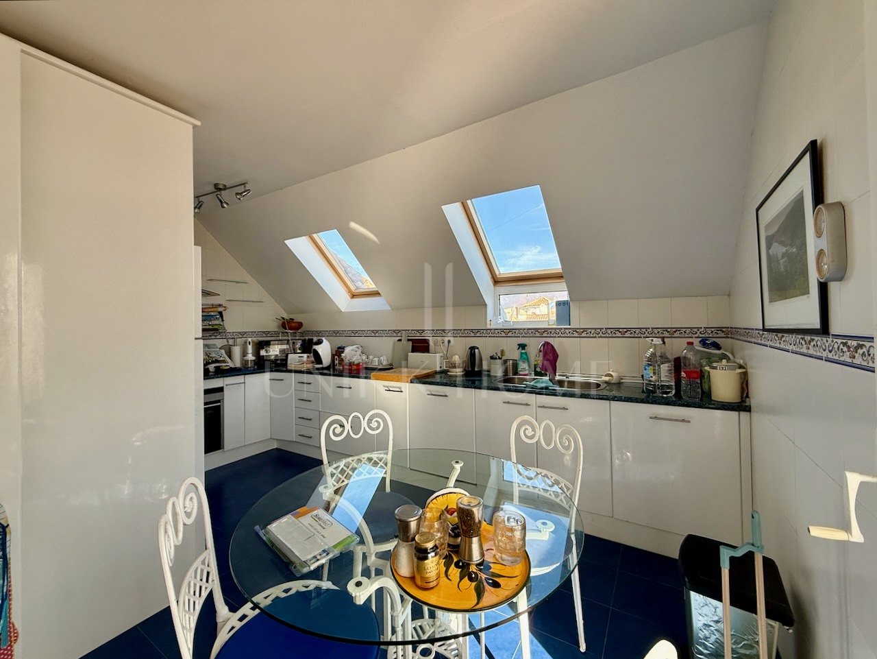 Exceptional penthouse with panoramic views in Duquesa Port, Manilva