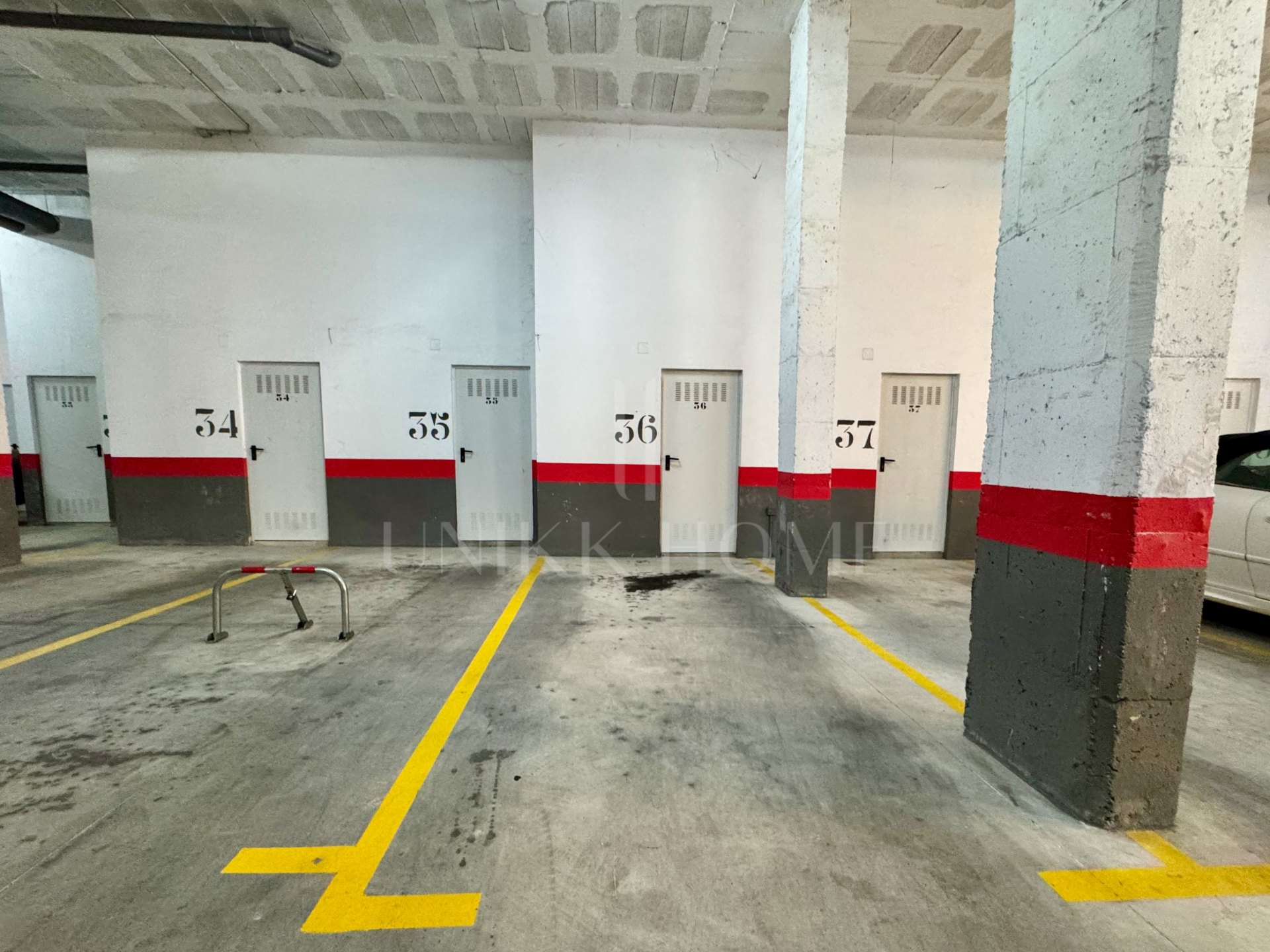 Apartamento en planta baja elevada con terraza y vistas abiertas, Manilva